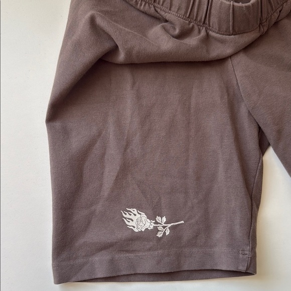 NWT civil regime 95% cotton shorts. - Picture 4 of 5